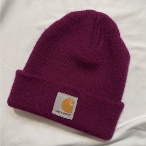 carhartt plum toddler beanie :)
